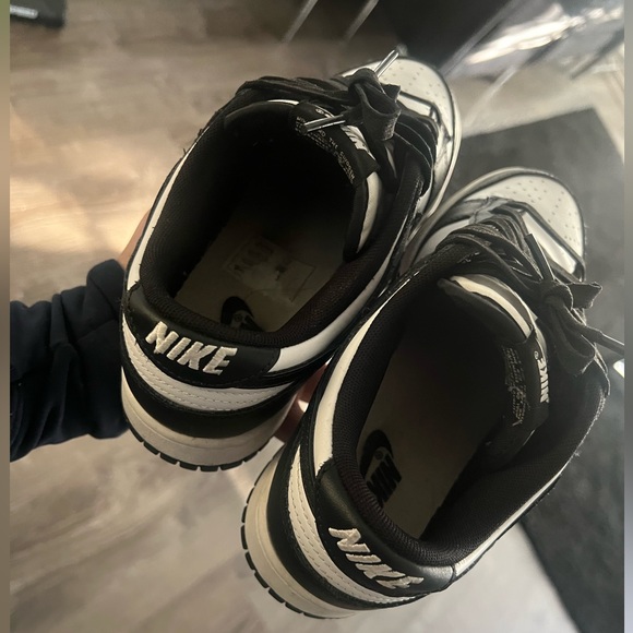 Nike dunks gently used. Good condition - Picture 2 of 6